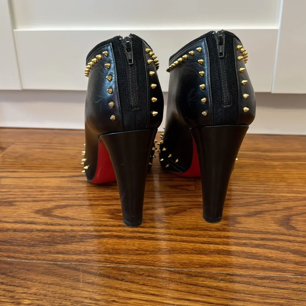 Christian Louboutin Black Leather Studded Peep-Toe Heels with Red Sole - Picture 7 of 10